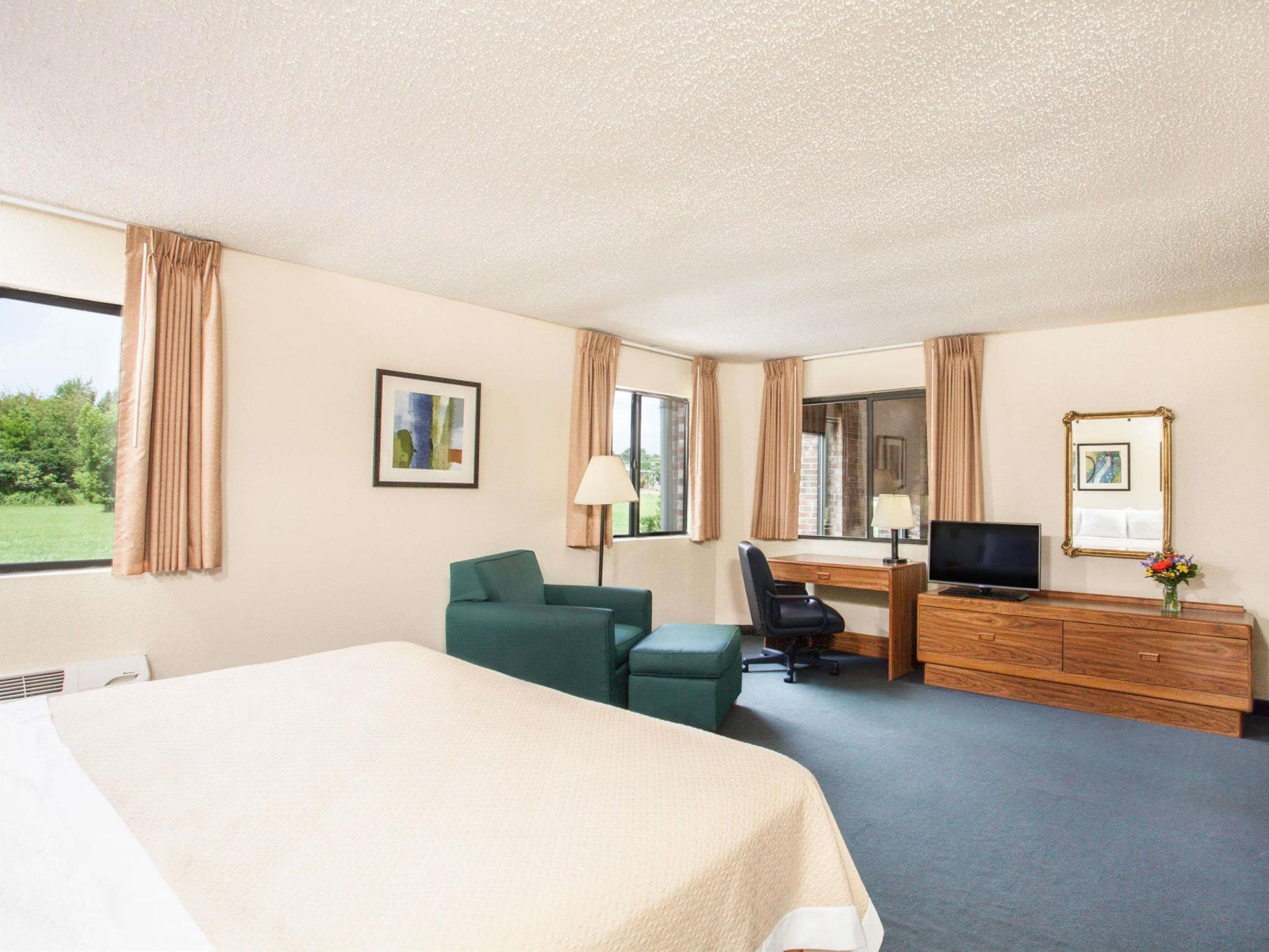 Days Inn By Wyndham Glasgow Dış mekan fotoğraf