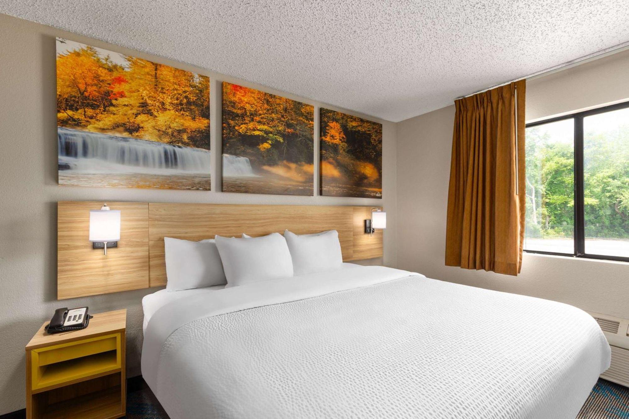 Days Inn By Wyndham Glasgow Dış mekan fotoğraf