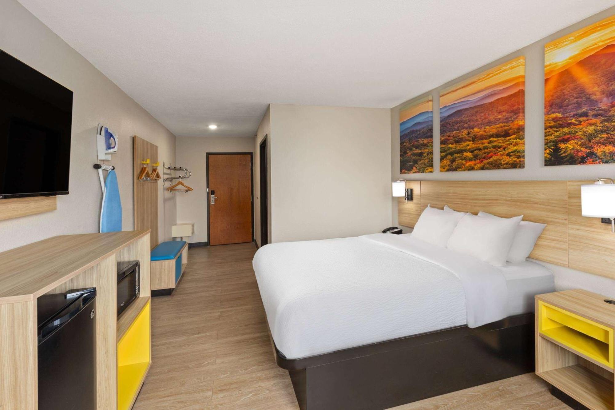 Days Inn By Wyndham Glasgow Dış mekan fotoğraf