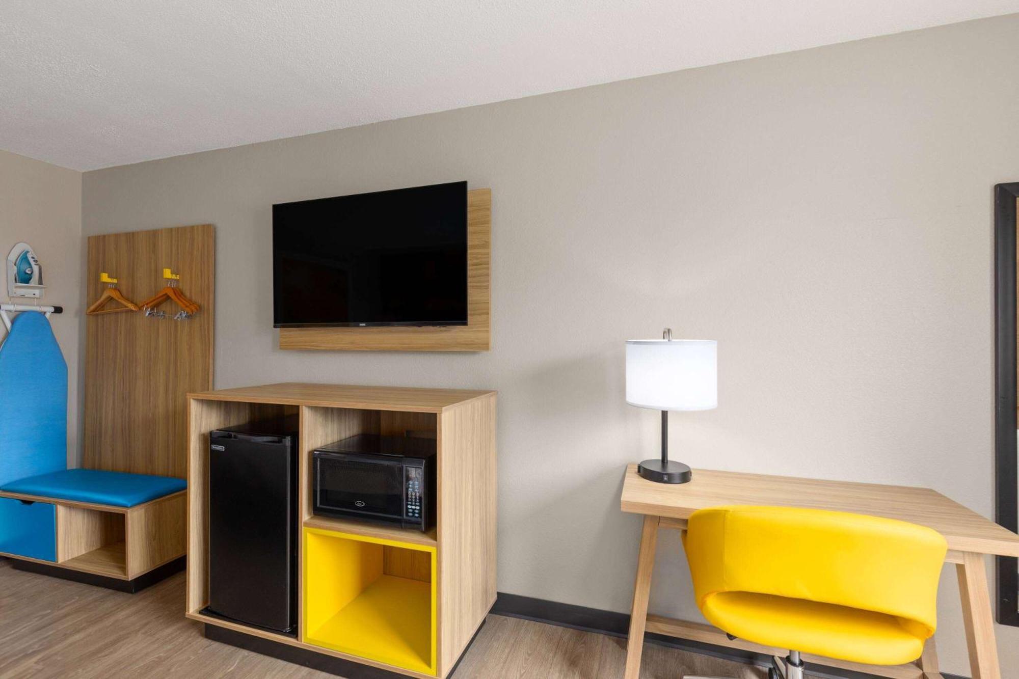 Days Inn By Wyndham Glasgow Dış mekan fotoğraf