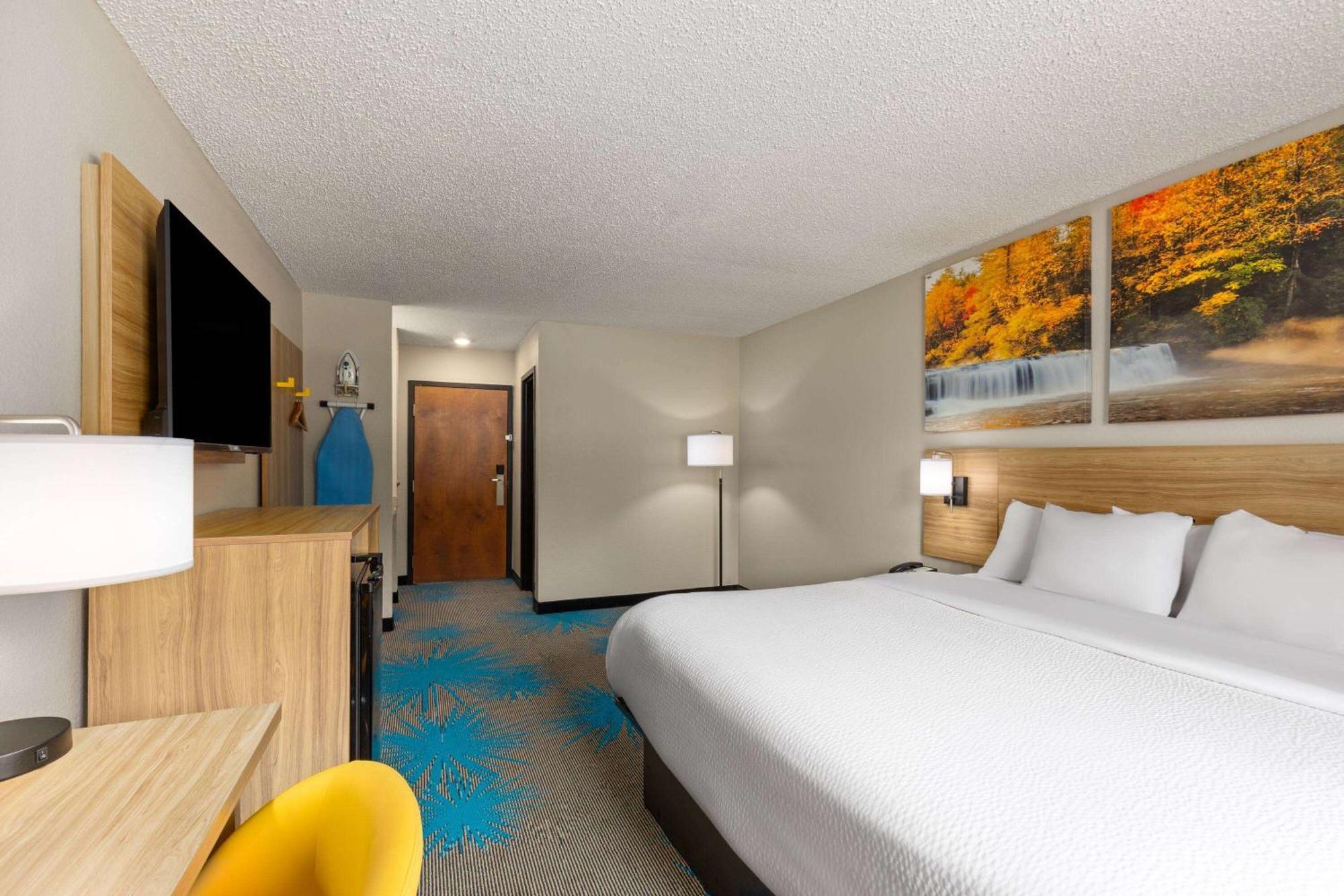 Days Inn By Wyndham Glasgow Dış mekan fotoğraf